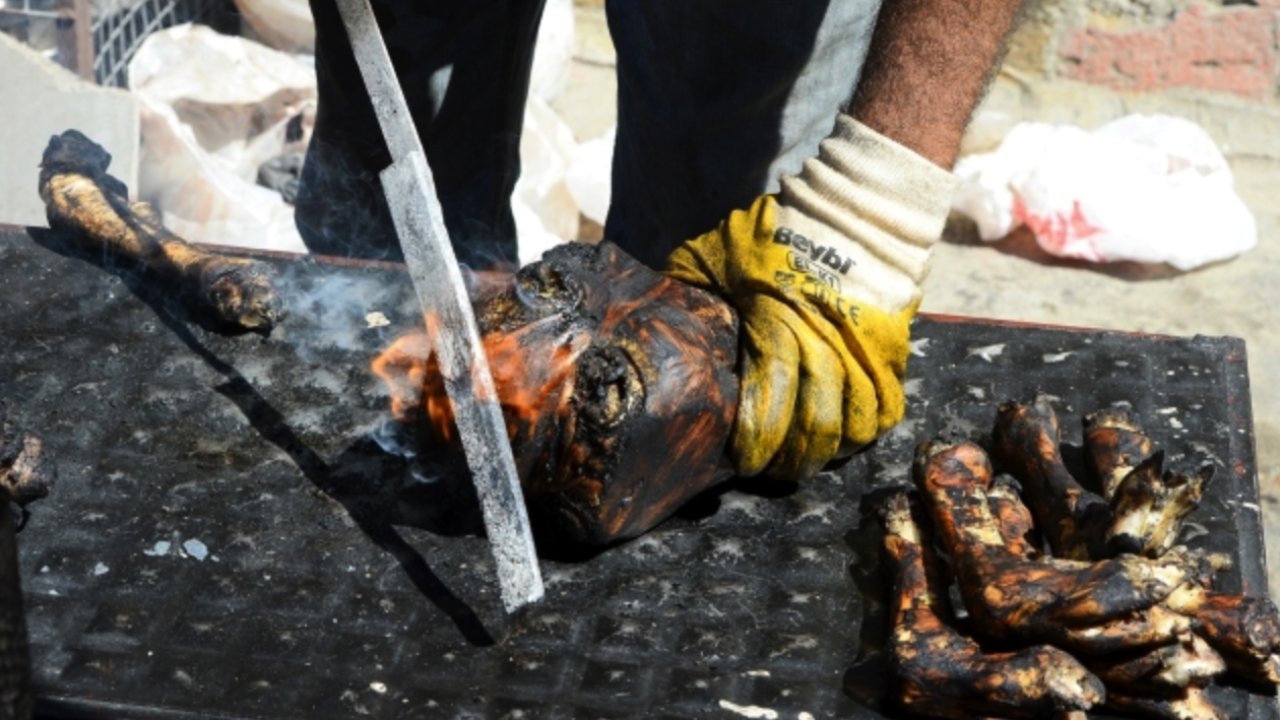 Gaziantep'te Kelle Ütme Fiyatı Ne Kadar? Gaziantep'te kelle ütenlerin bayram mesaisi başladı