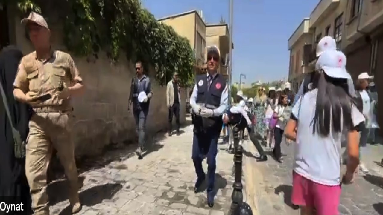 Cıncık Gibi Gaziantep Mİ?  CADDELERİ SURİYELİ DOLU GAZİ ANTEP Mİ? AYINTAB MI OLUCAZ?