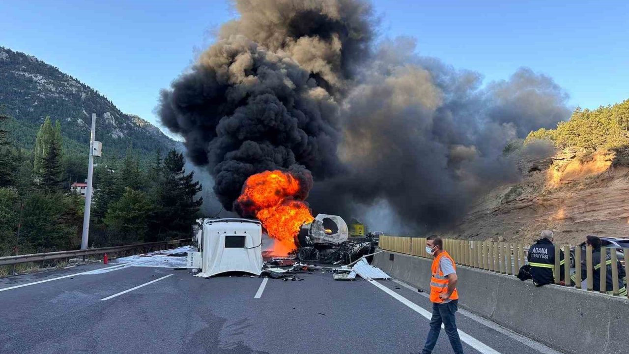 Gaziantep - Adana - Pozantı Otoyolu’nda tır yandı: Ulaşım trafiğe kapandı