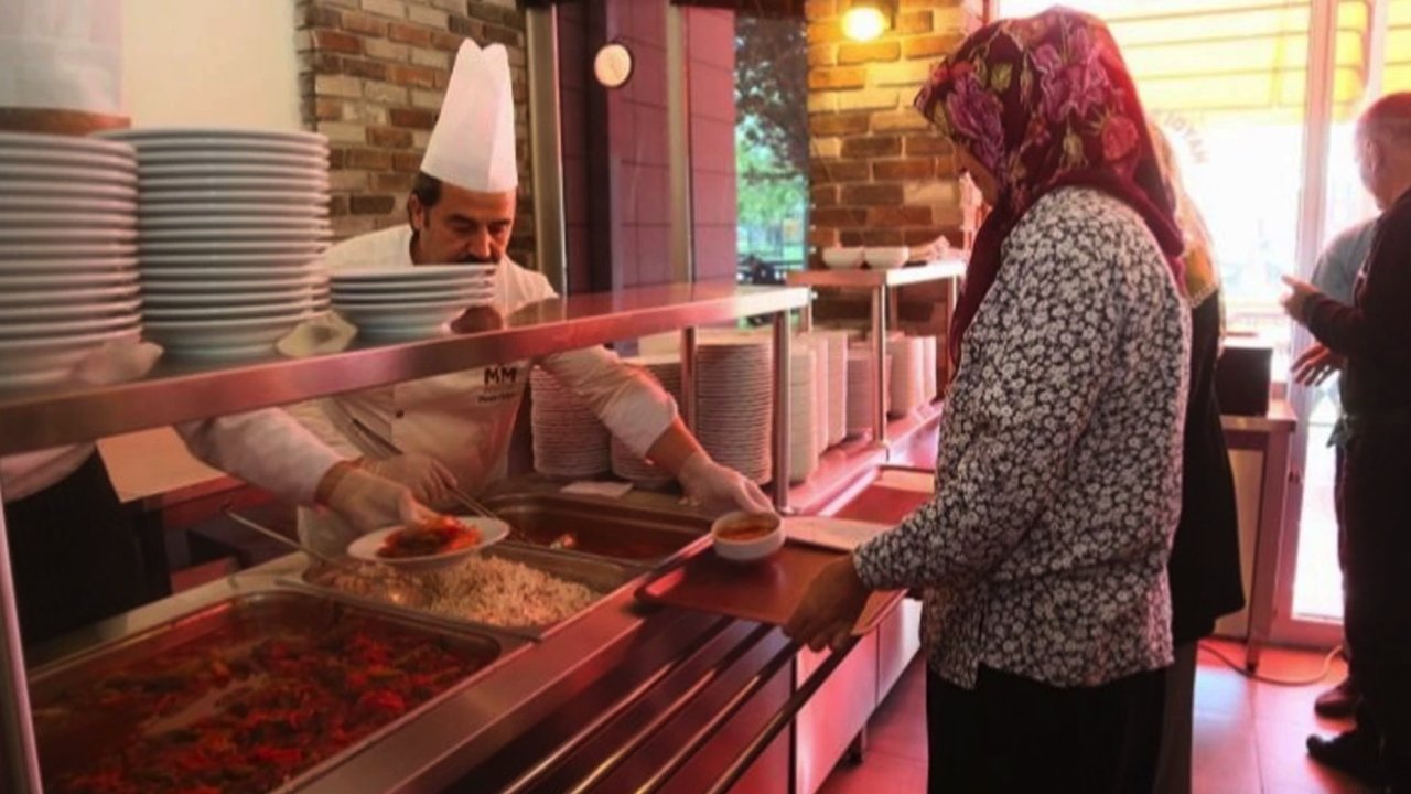 Gaziantep'te Bu  Lokantalarda 4 Çeşit Yemek 40 TL!