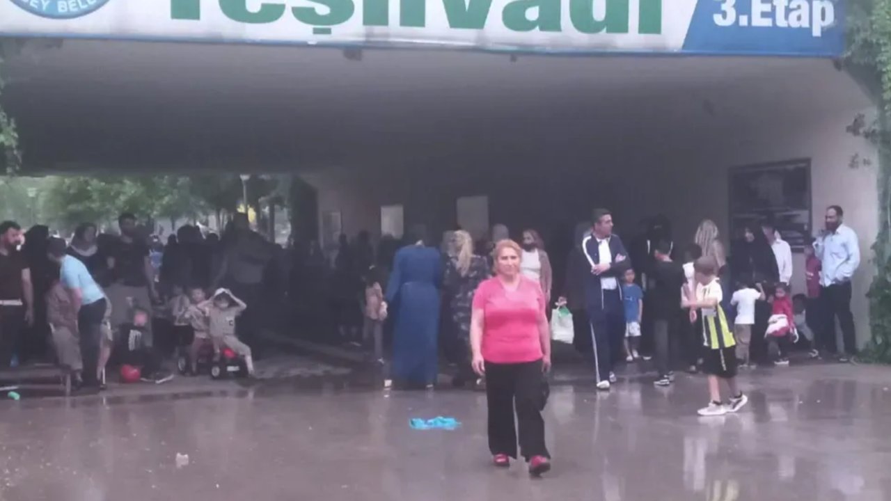 Gaziantep'te PİKNİKÇİLERE GÖRÜLMEMİŞ YAĞMUR DARBESİ!
