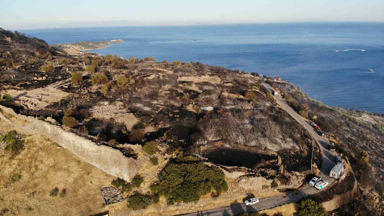 Korkulan Oldu! Alevler 7 Bin Yıllık ASOS'a Sıçradı!