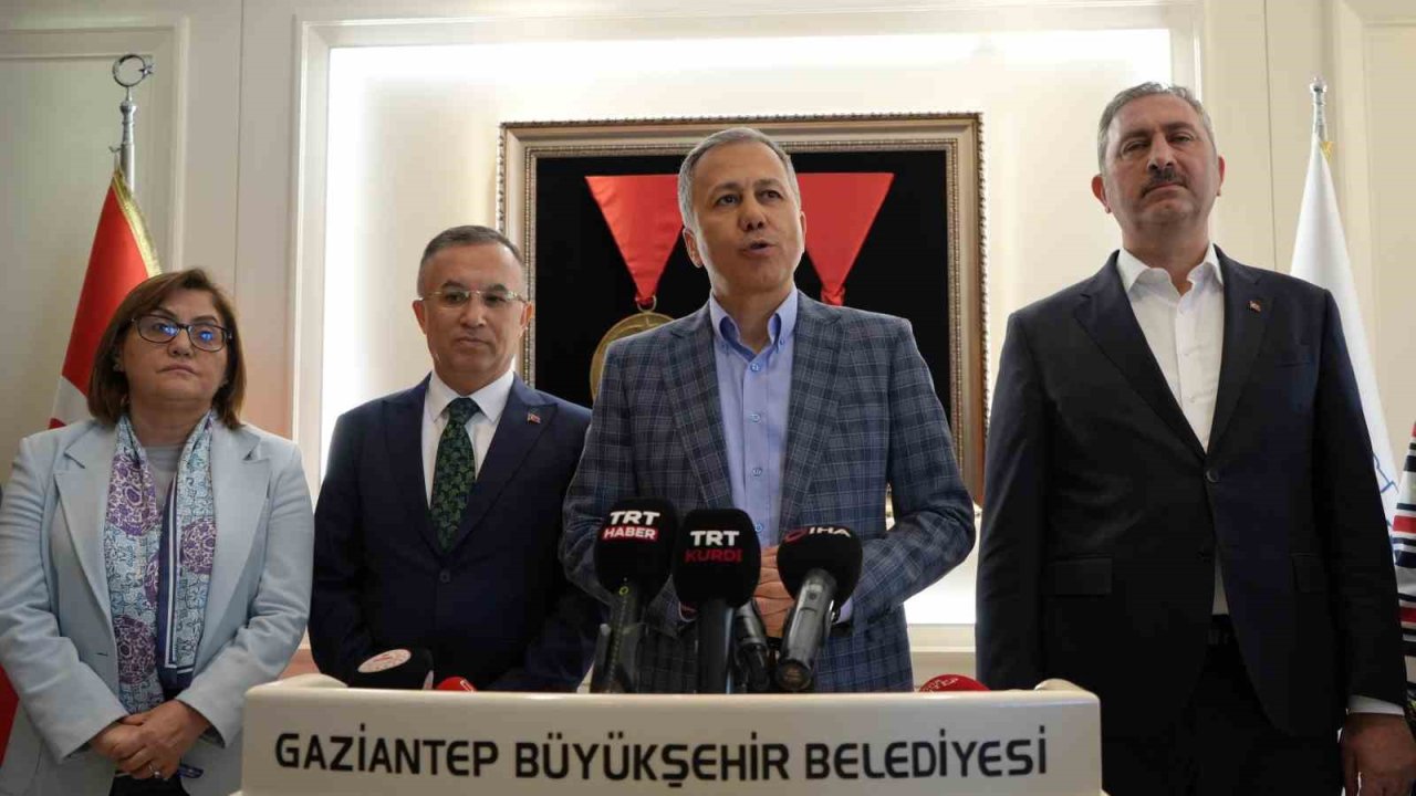 Bakan Ali Yerlikaya'dan Gaziantep'te önemli göç açıklaması