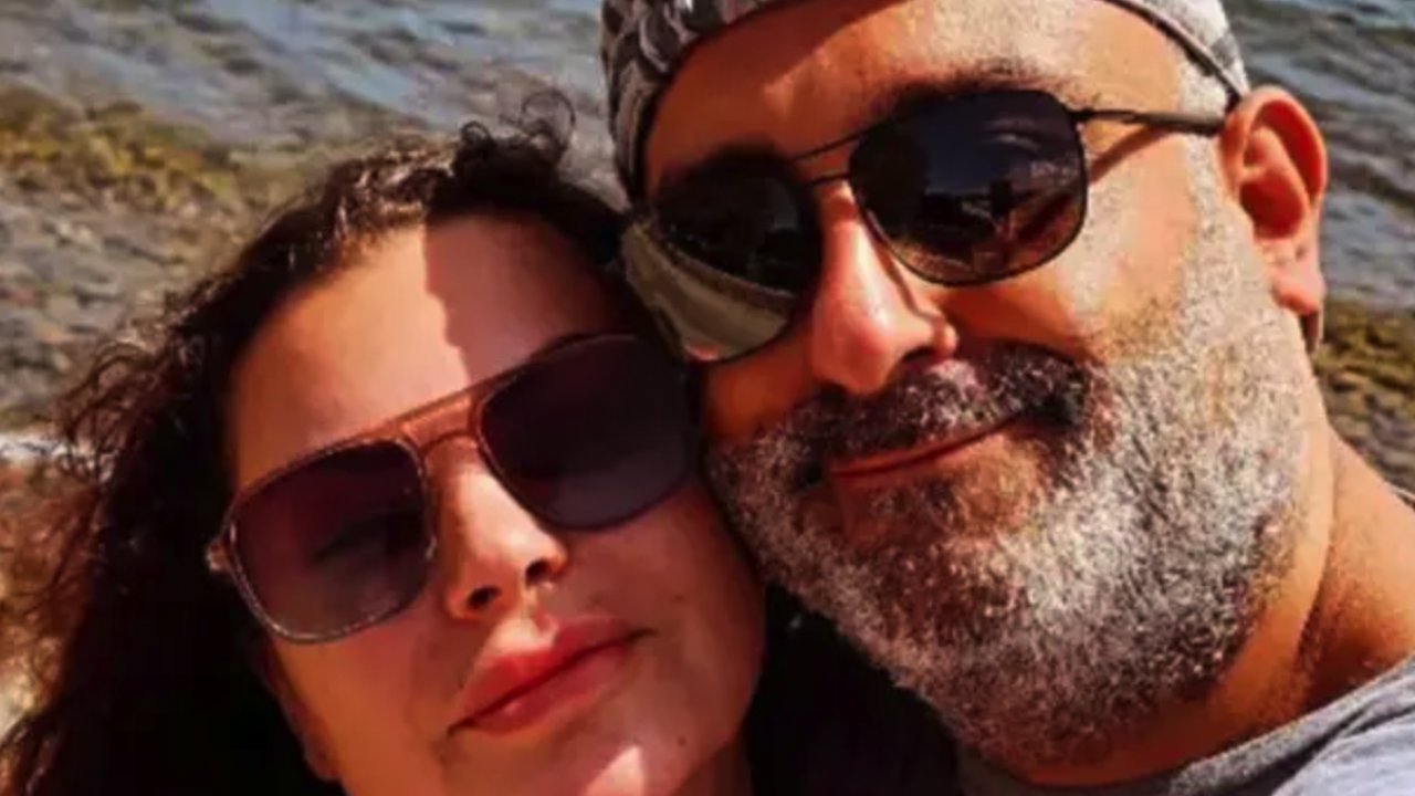 "Güldür Güldür" Show'un Yıldızı Rüştü Onur Atilla Boşanma Sonrası Yeni Aşkı Nez ile Poz Verdi, Sosyal Medya Karıştı