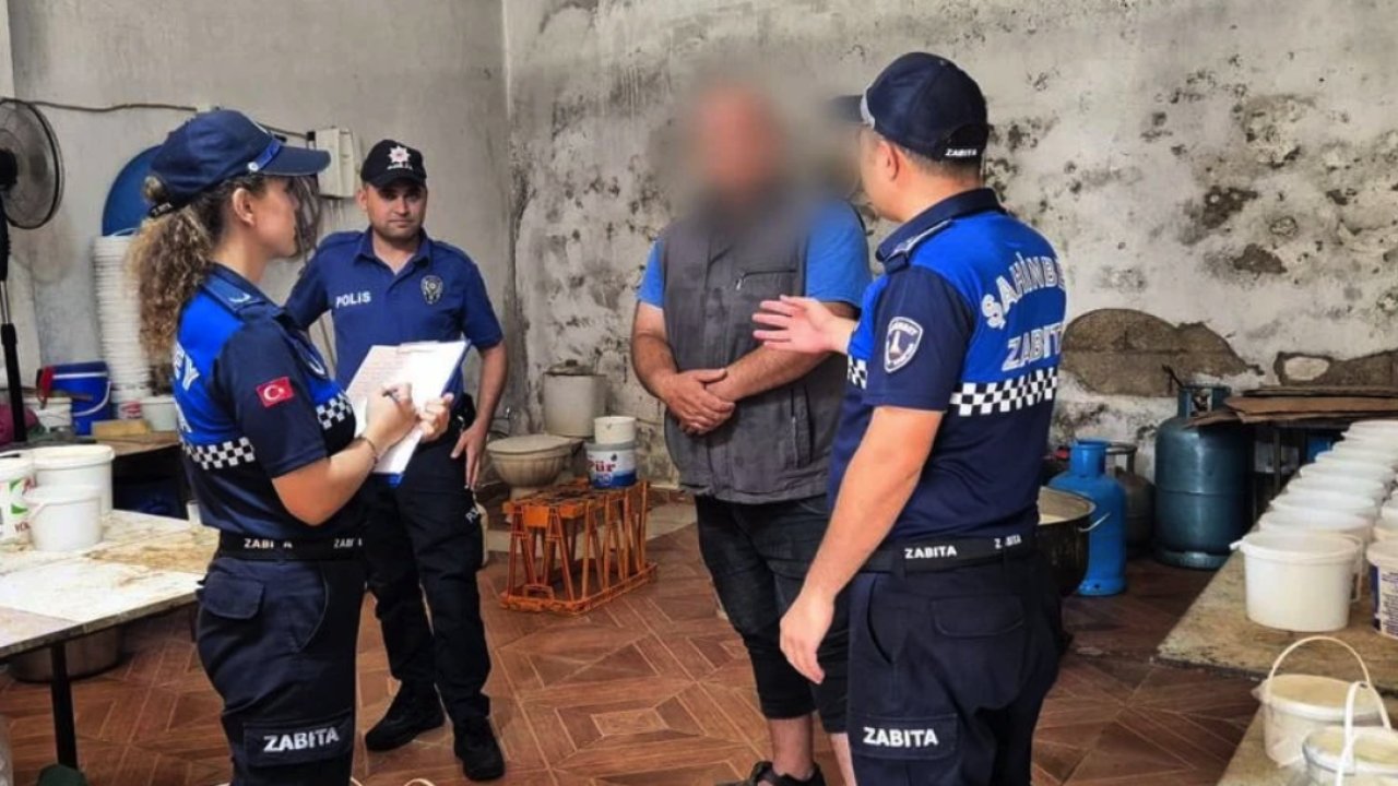 Gaziantep Bu Kadar İğrençlik Görmemişti! Vatandaşa Bunları Yedirteceklermiş!