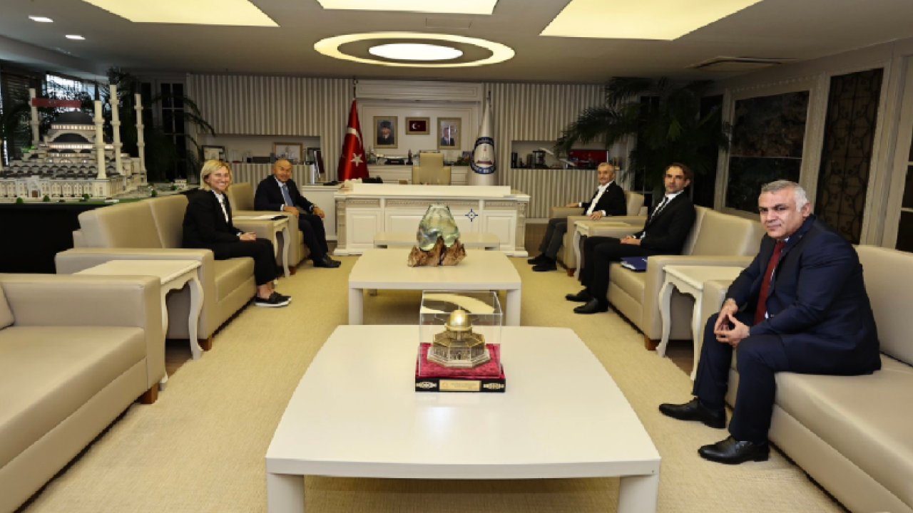 MEHMET TAHMAZOĞLU BELEDİYECİLİK NASIL YAPILIR ÖĞRETİYOR? Limak Holding'ten Başkan'a ZİYARET