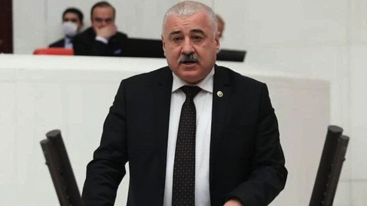 Sermet Atay ZİRVEYİ BIRAKMIYOR