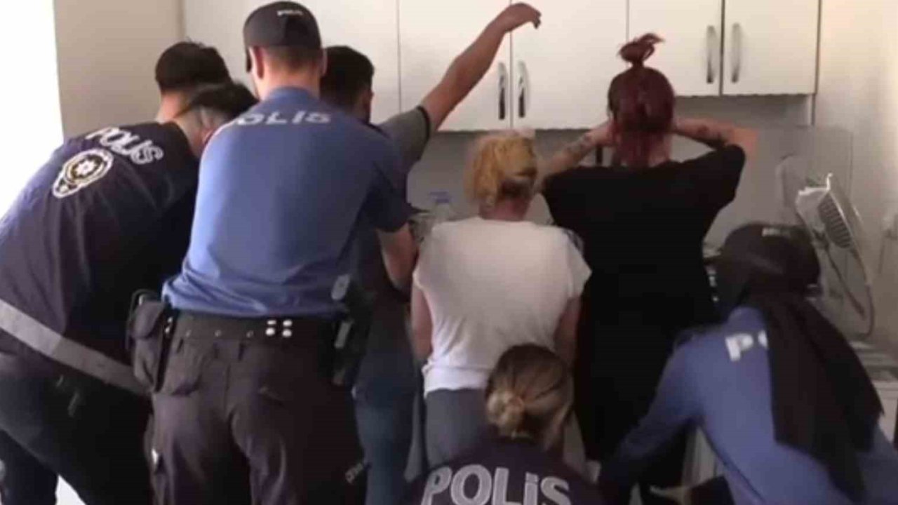 FLAŞ... FLAŞ... Gaziantep’te BÜYÜK FUHUŞ OPERASYONU: 7 tutuklama