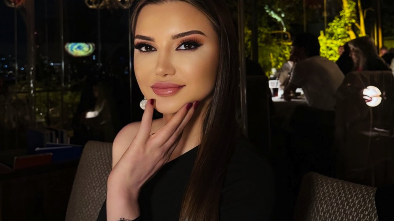 Esra Ezmeci'de Dört Çocuk Annesinden Şoke Eden İtiraf: Eşinin 18 Yaşındaki Kardeşine Aşık Oldu!