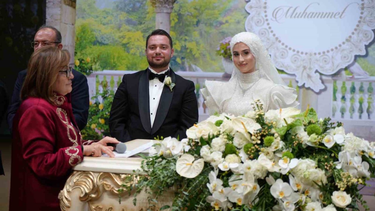 Gaziantep RESMEN SALLANDI! GAZİANTEP'TE BÖYLE NİKAH GÖRÜLMEDİ!