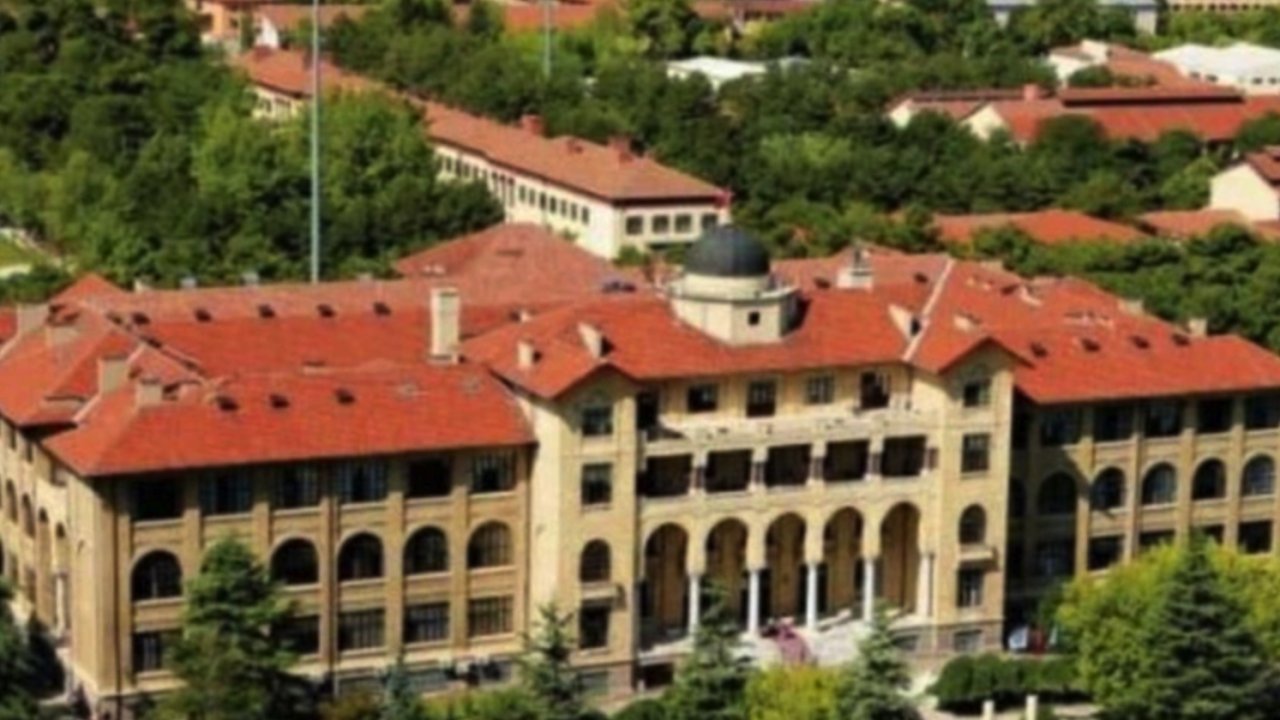 Ankara Hacı Bayram Veli Üniversitesi Yeni Personel Alımı Fırsatı: 42 Kişilik Sözleşmeli Kadro İçin Başvurular Başladı!