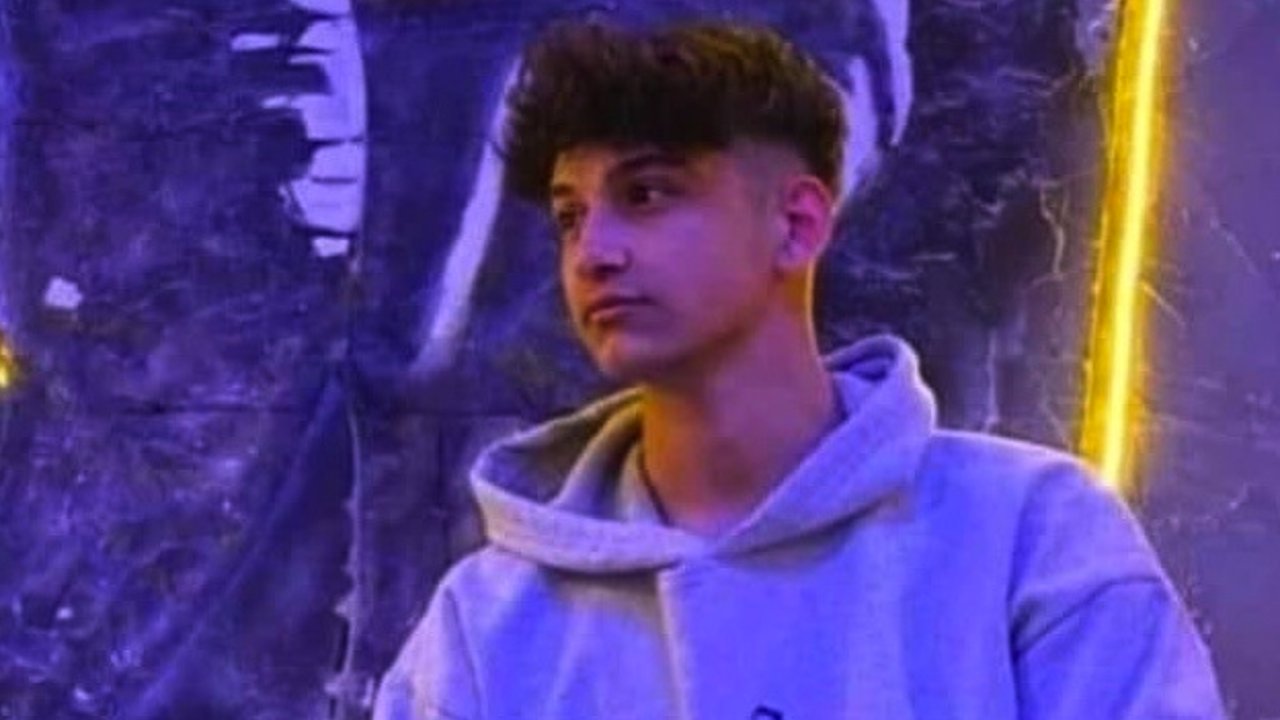 BİR ŞEHİR Bunu Konuşuyor! UŞAK'TA Gürültü kavgasında bıçaklanan genç hayatını kaybetti