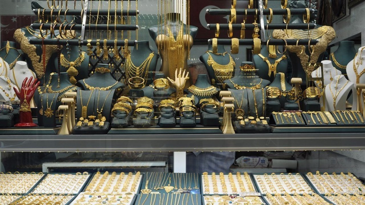 Gaziantep'te Kuyumculardan Altın Tahmini: 'Altın'ın Gramı 3 Bin TL Olacak!