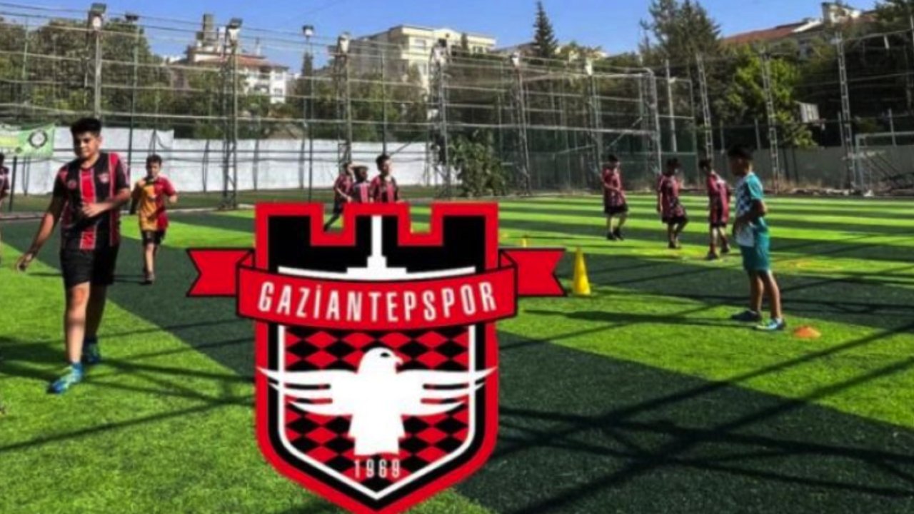 Ve.. Efsane Gaziantepspor sahaya indi! Antrenmanlar başladı