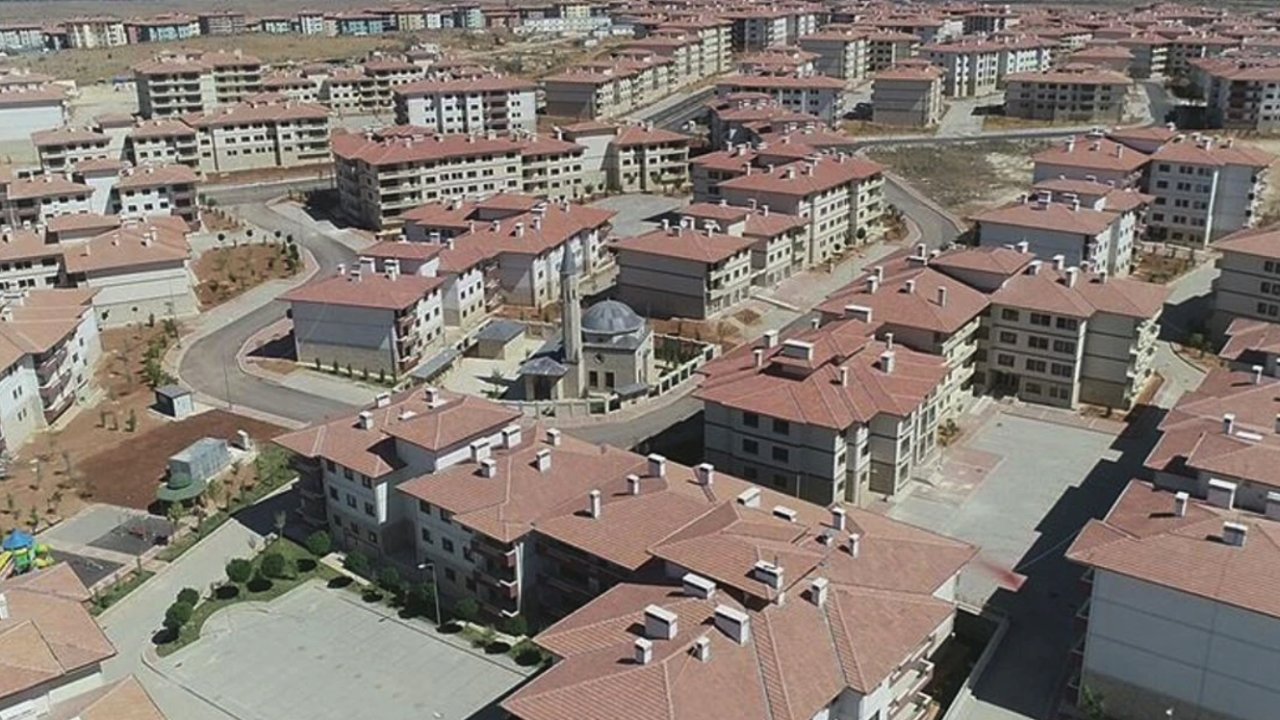 Gaziantep Kuzeyşehir’de Asansörsüz eve 853 TL aidat... Vatandaş İsyan Etti