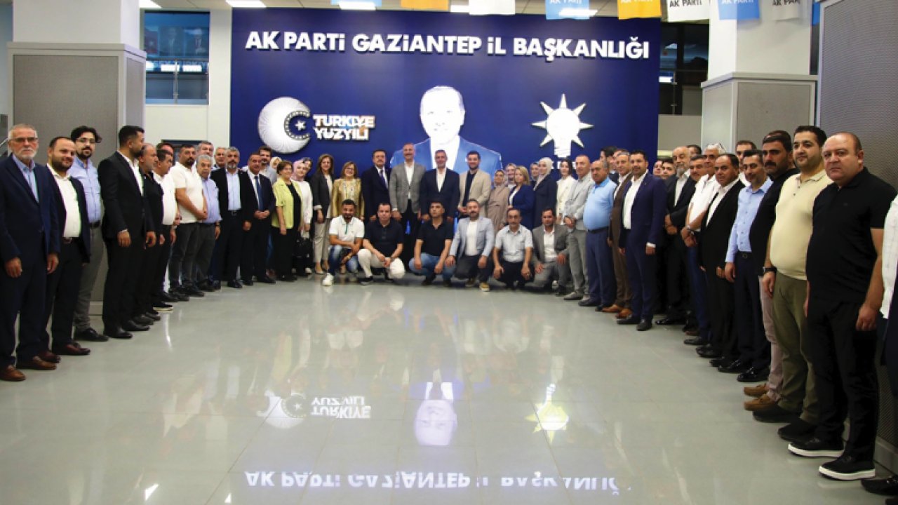 GAZİANTEP AK PARTİ'NİN BAŞARASININ SIRRI MI? Gaziantep Ne Kadar Güçlü Olursa, Türkiye De O Kadar Güçlü Olur!