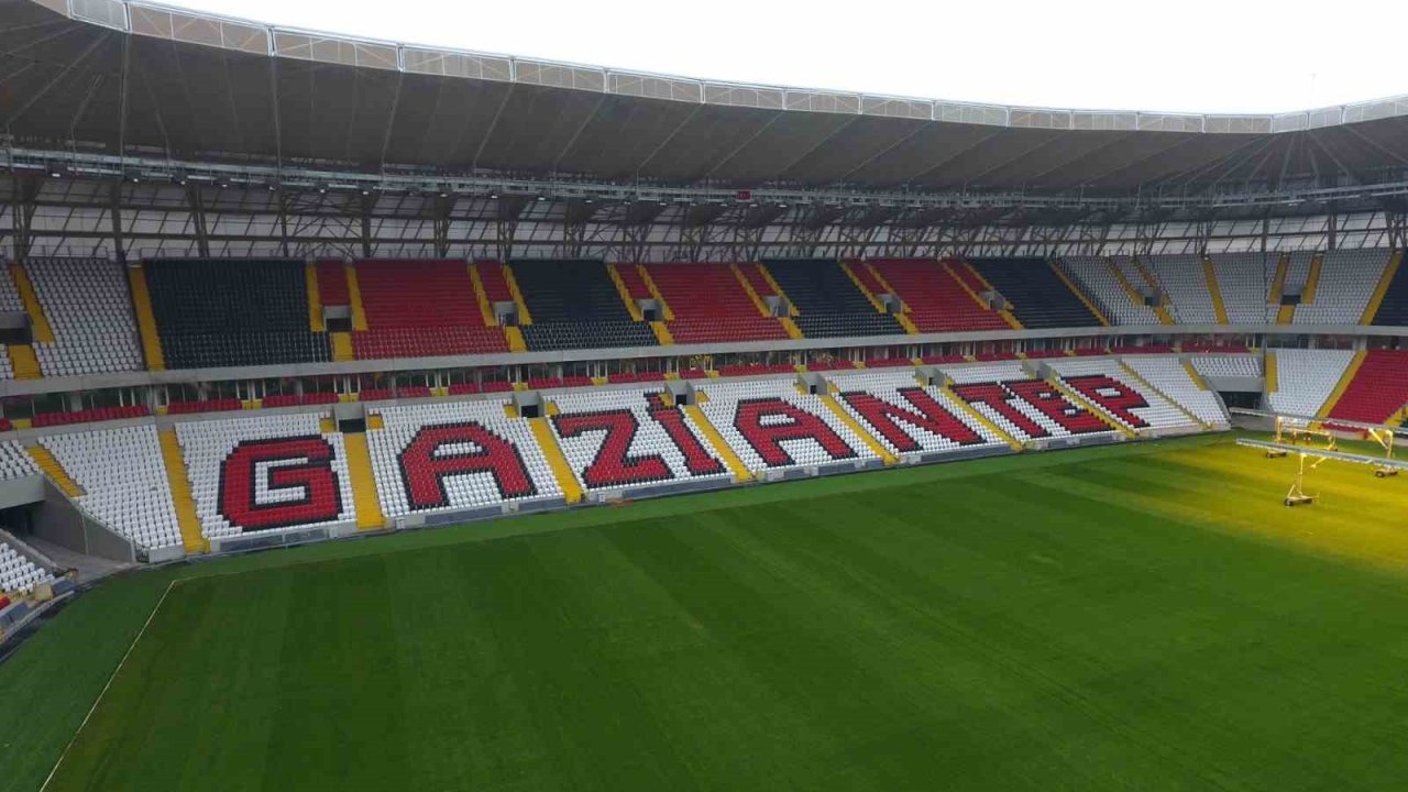 Gaziantep FK'ye DEV SPONSOR