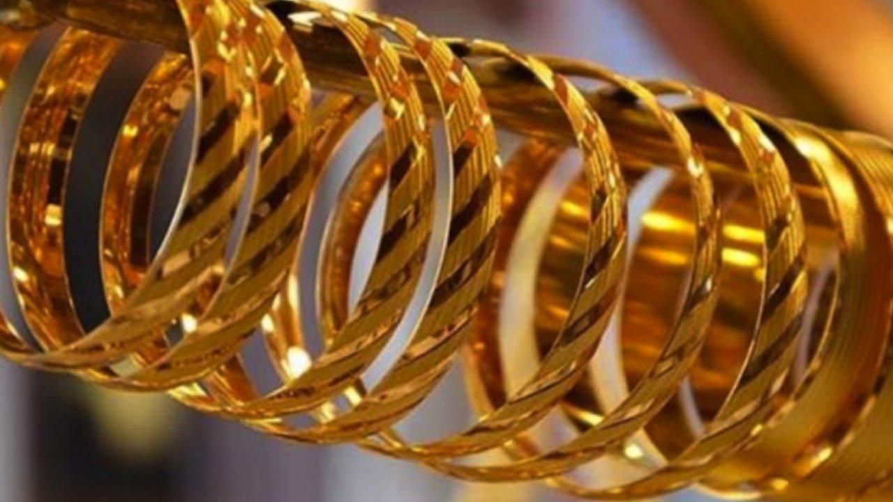 Altın Fiyatları Yükseliyor! Yarım Altın Ne kadar? Çeyrek altın, gram altın fiyatları ne kadar? 29 Ağustos 2024 Altın Fiyatları