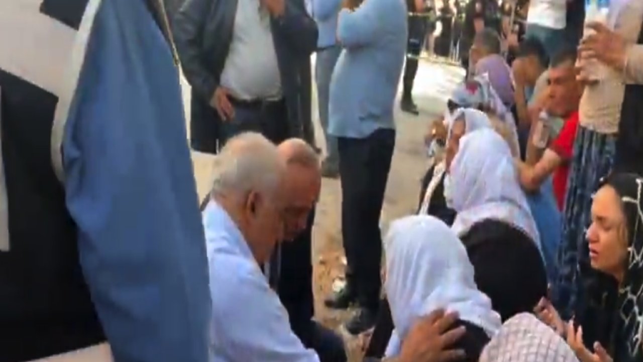 MELİH MERİÇ, olay yerinde yakınlarını kaybeden aileler ile görüştü.