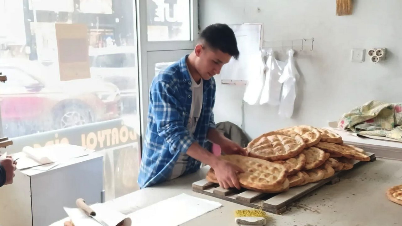 Şanlıurfa'da Ekmeğe Zam! 15 Lira Oldu
