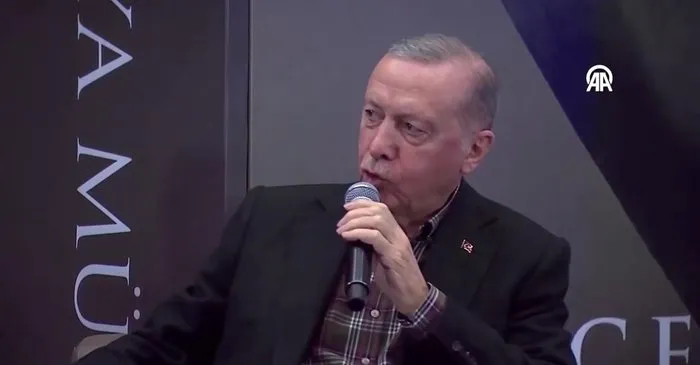 Cumhurbaşkanı Erdoğan Gaziantep'te "Burası Muş'tur" türküsünü söyledi!
