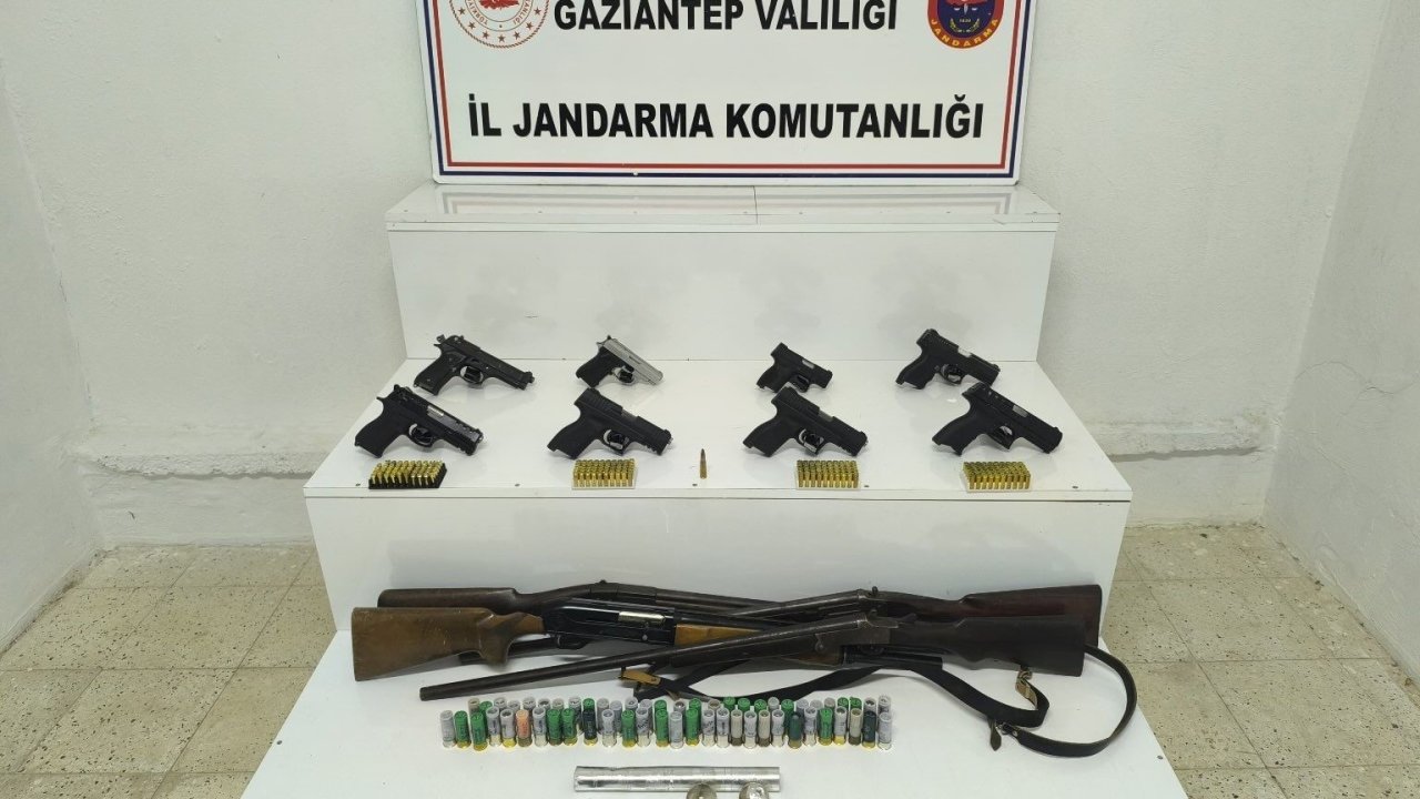 Gaziantep’te 19 ruhsatsız silah ele geçirildi