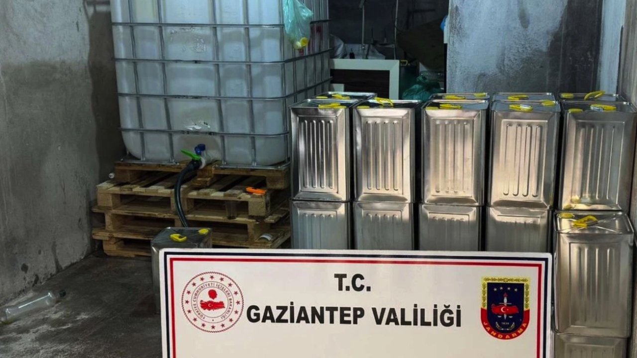 Gaziantep'te sahtecilik mide bulandırıyor: Yüzlerce Litre Sahte Zeytinyağı Ele Geçirildi!
