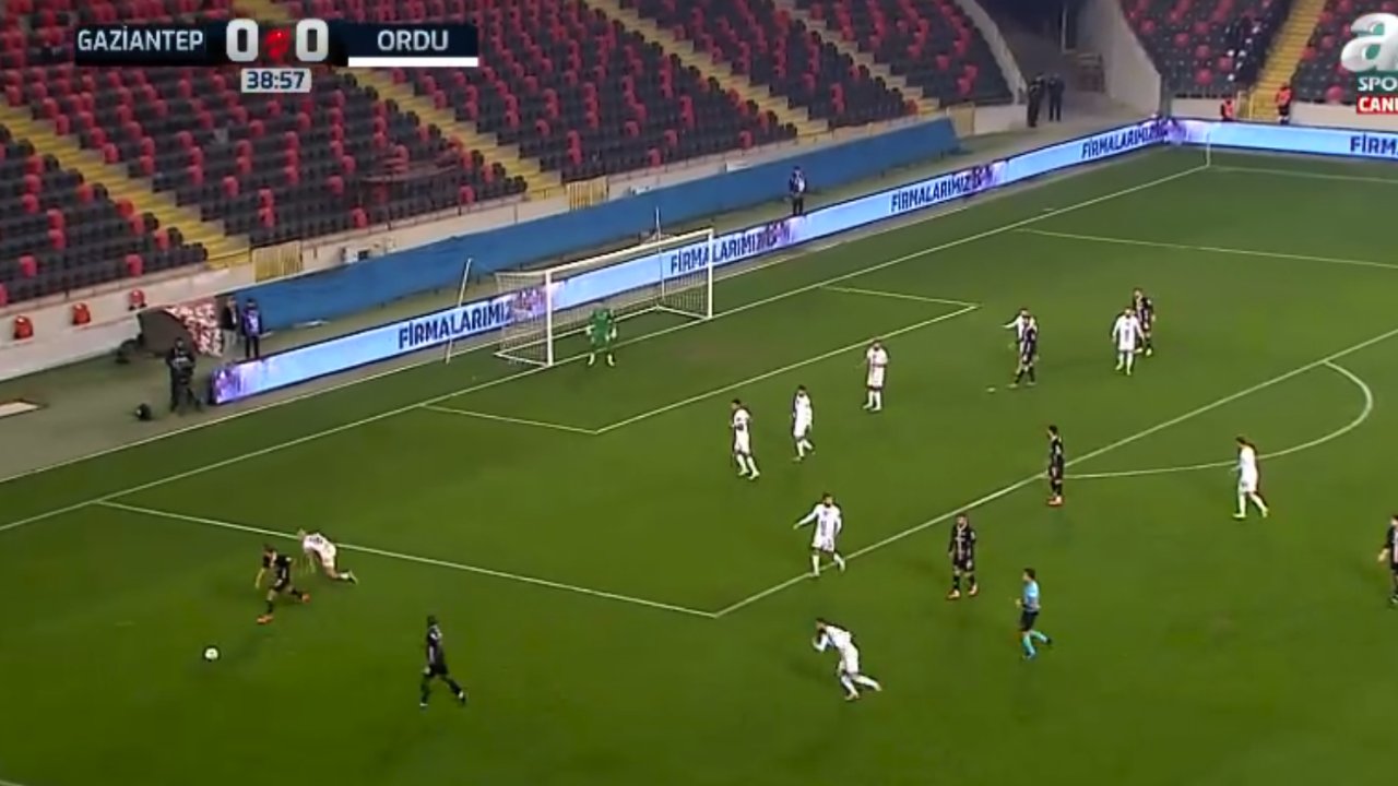 Canlı Maç İzle... Gaziantep FK 2-0 52 Orduspor FK