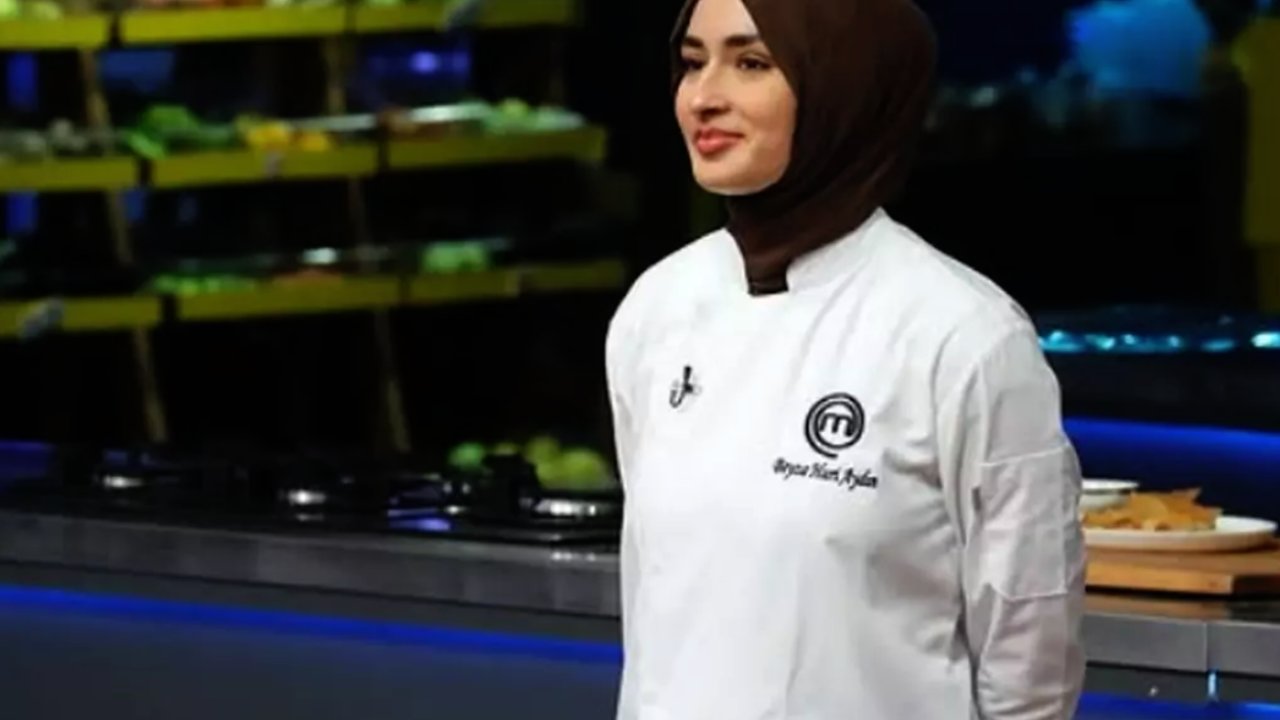 MasterChef Yıldızı Beyza Pozlarıyla Sosyal Medyayı Salladı: 'Tek kelimeyle muhteşem'