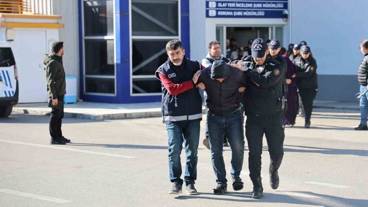 Gaziantep'ten 20 bin dolara Avrupa’ya insan kaçırıyorlardı