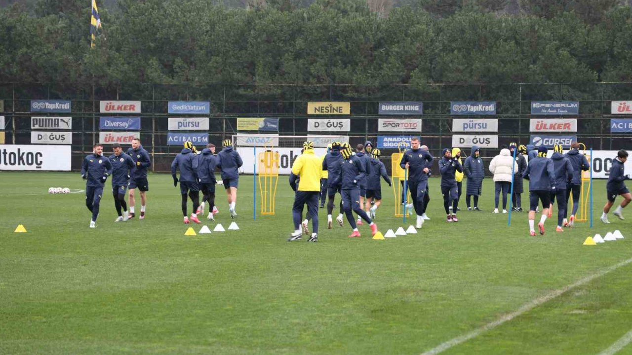 Fenerbahçe, Anderlecht maçına hazır! İşte Fenerbahçenin Anderlecht 11'i