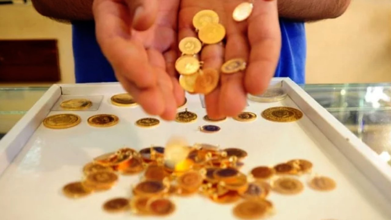 Gram Altın Rekor Kırmaya Devam Ediyor: Günü 3.379,917 TL ile Kapattı!