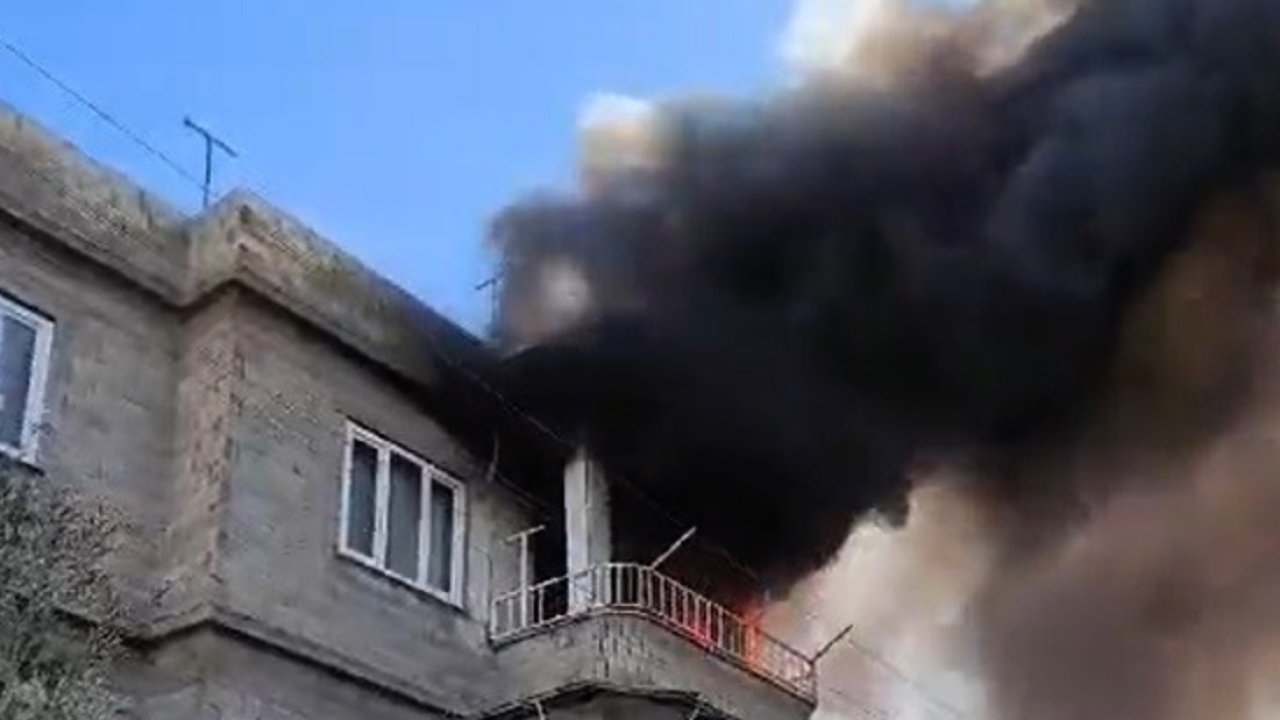 Gaziantep’te devrilen soba yangına sebep oldu