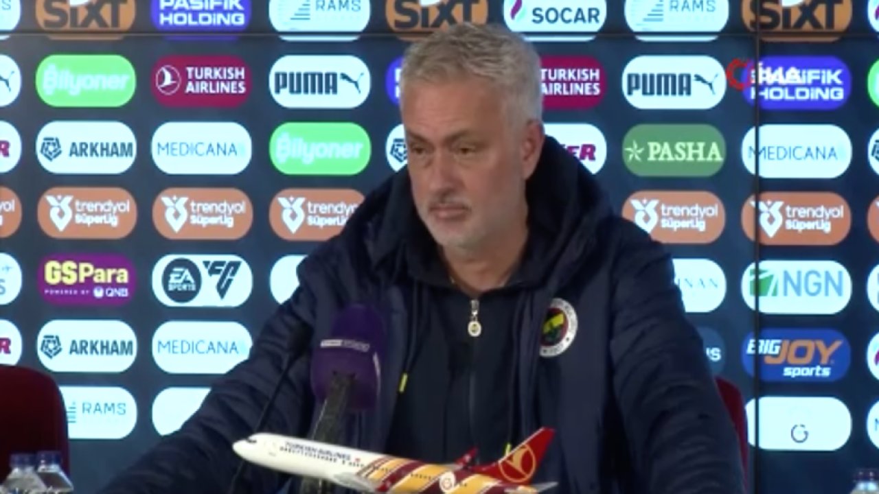 Fenerbahçe Teknik Direktörü Jose Mourinho: 'Hakem iyi maç yönetti'