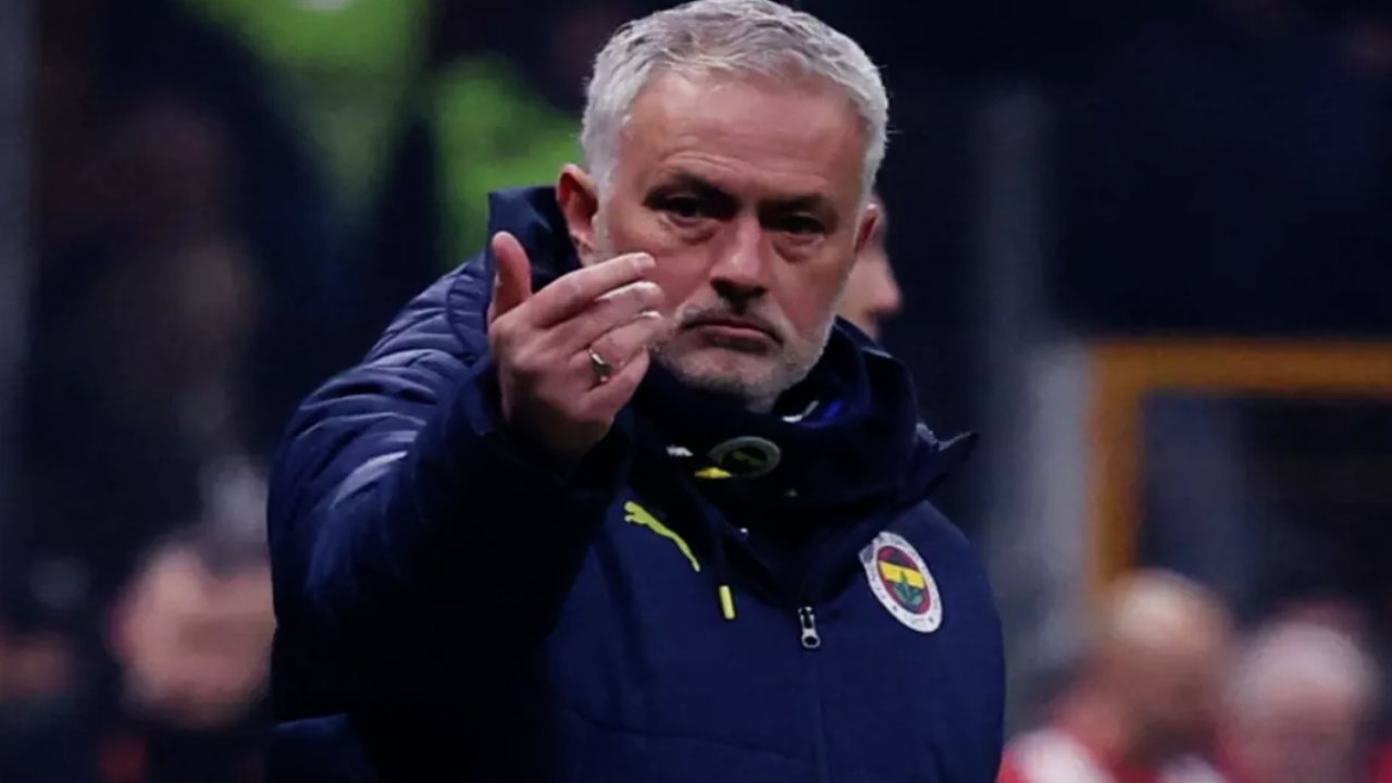 Jose Mourinho 'Maymun Gibi' Dedi! Ortalık Karıştı! Fenerbahçe'den Açıklama