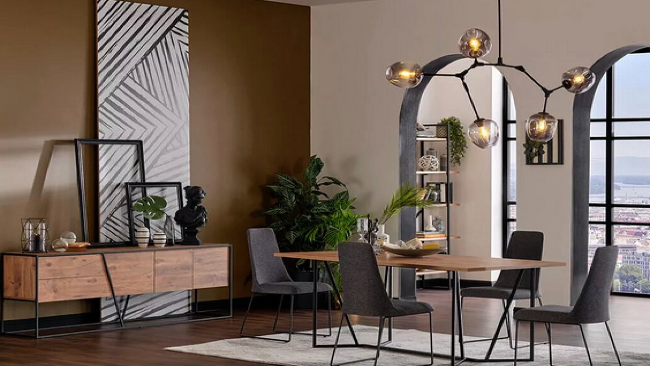 Hangi Yemek Masası Malzemesi Daha Kullanışlı?