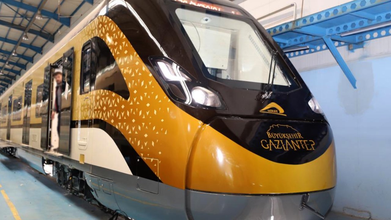 Gaziantep'e Yeni Nefes: Yerli ve Milli Gaziray Vagonları Yola Çıktı