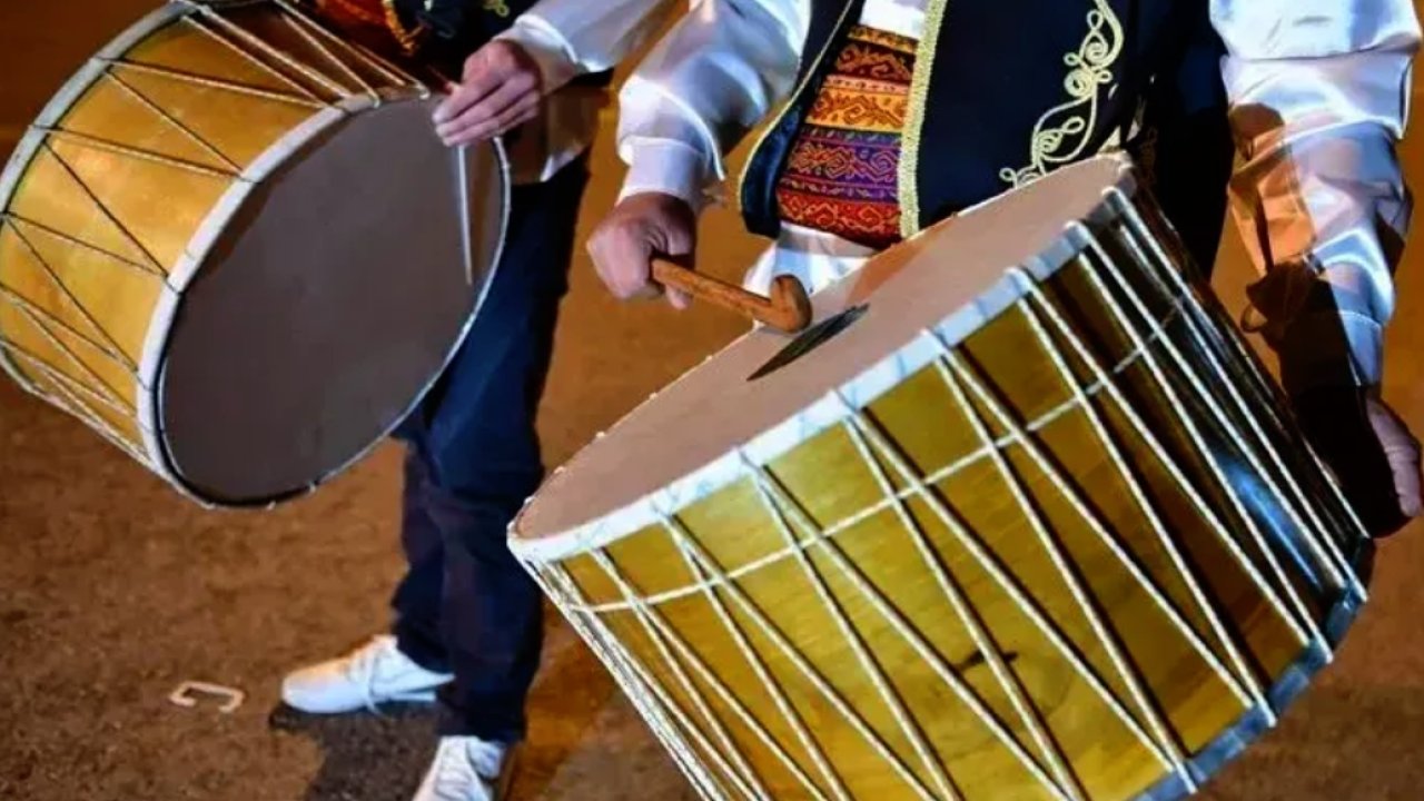 Gaziantep'te davulcular bunu neden yapıyor?