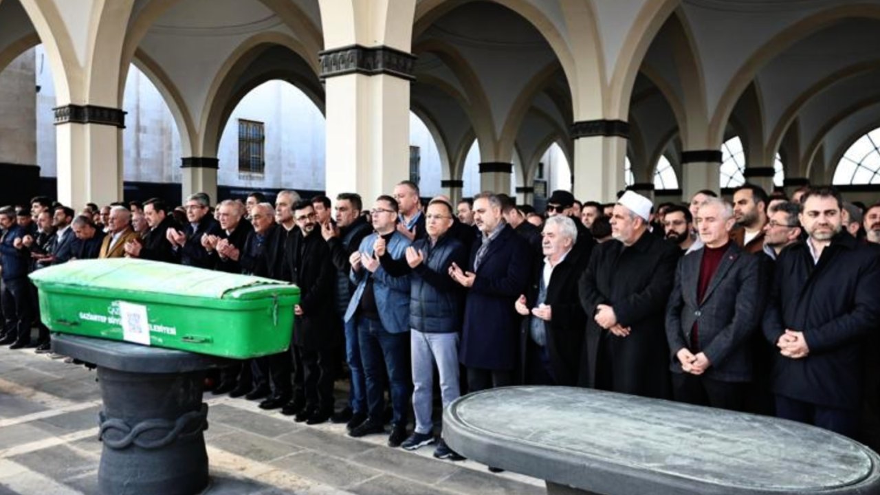 Gaziantep'in Duayen İş Adamına Veda! Herkes Bu Cenazede Buluştu