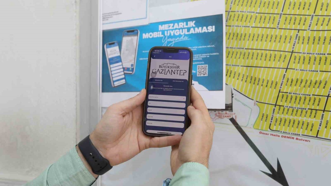 Gaziantep'te Mezarlıkta Büyük Hizmet!