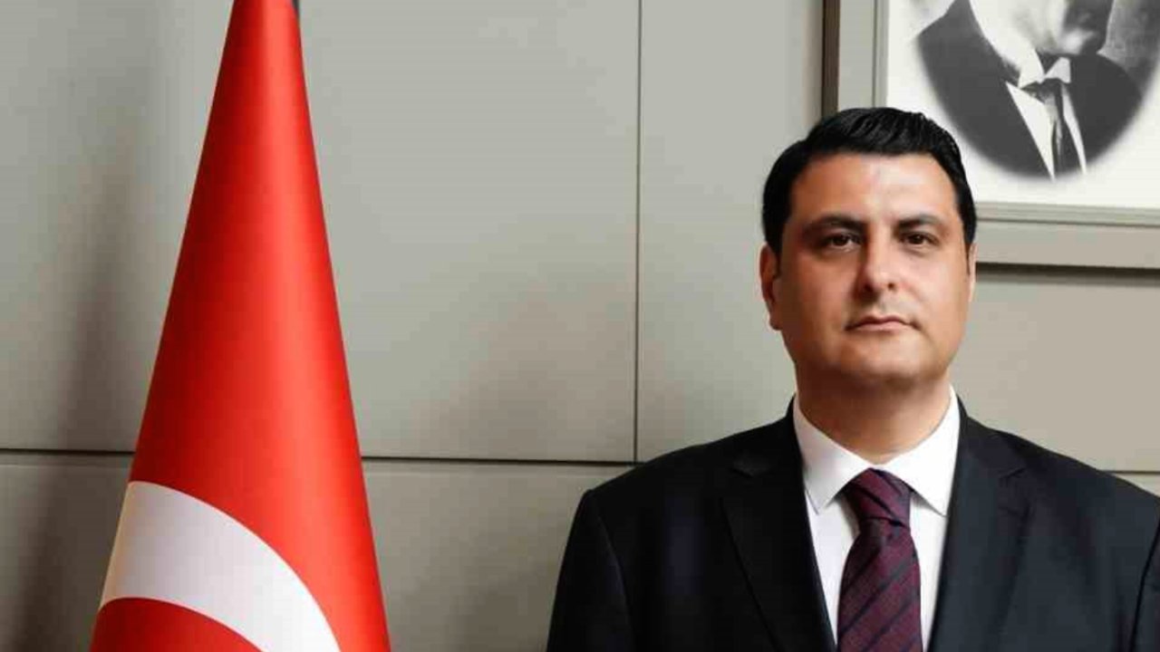 Umut Yılmaz’dan Kadir Gecesi mesajı