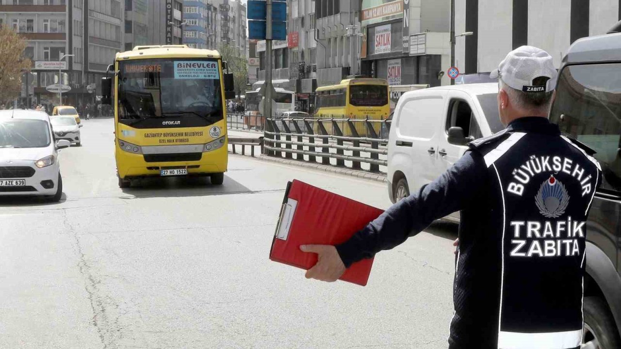Gaziantep'te Dev Bayram Denetimi Başladı: 'Yüzlerce Zabıta Sahalarda'