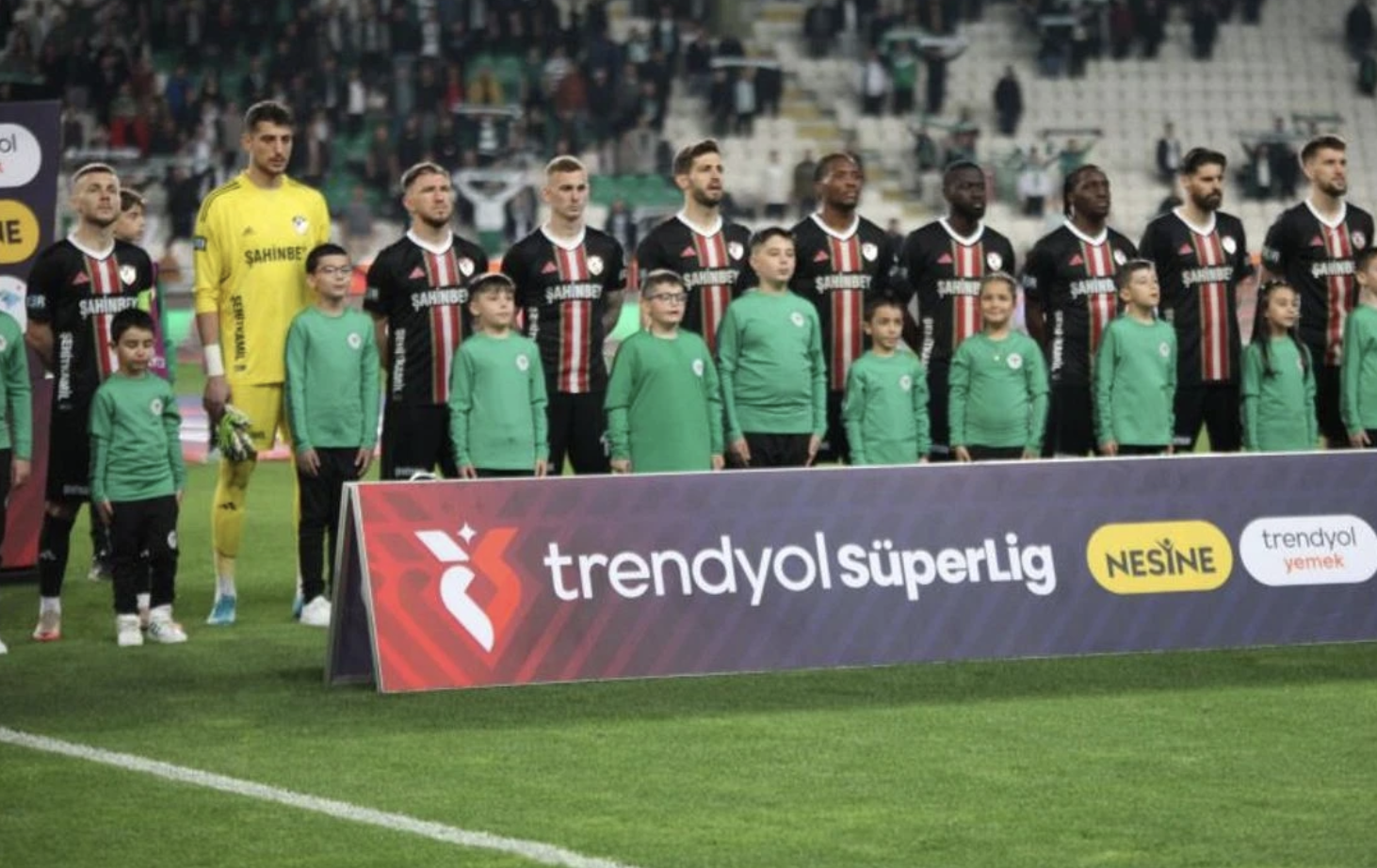 Gaziantep FK'da Kötü Haber! Badou Ndiaye, Göztepe Maçında Yok!