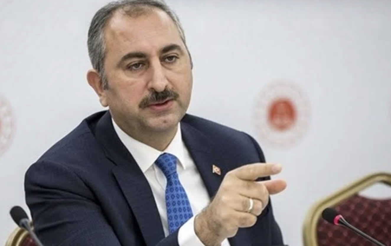 Abdülhamit Gül’den CHP’nin Boykot Çağrısına Tepki: “Milli Ekonomiyi Hedef Almak Kabul Edilemez!”