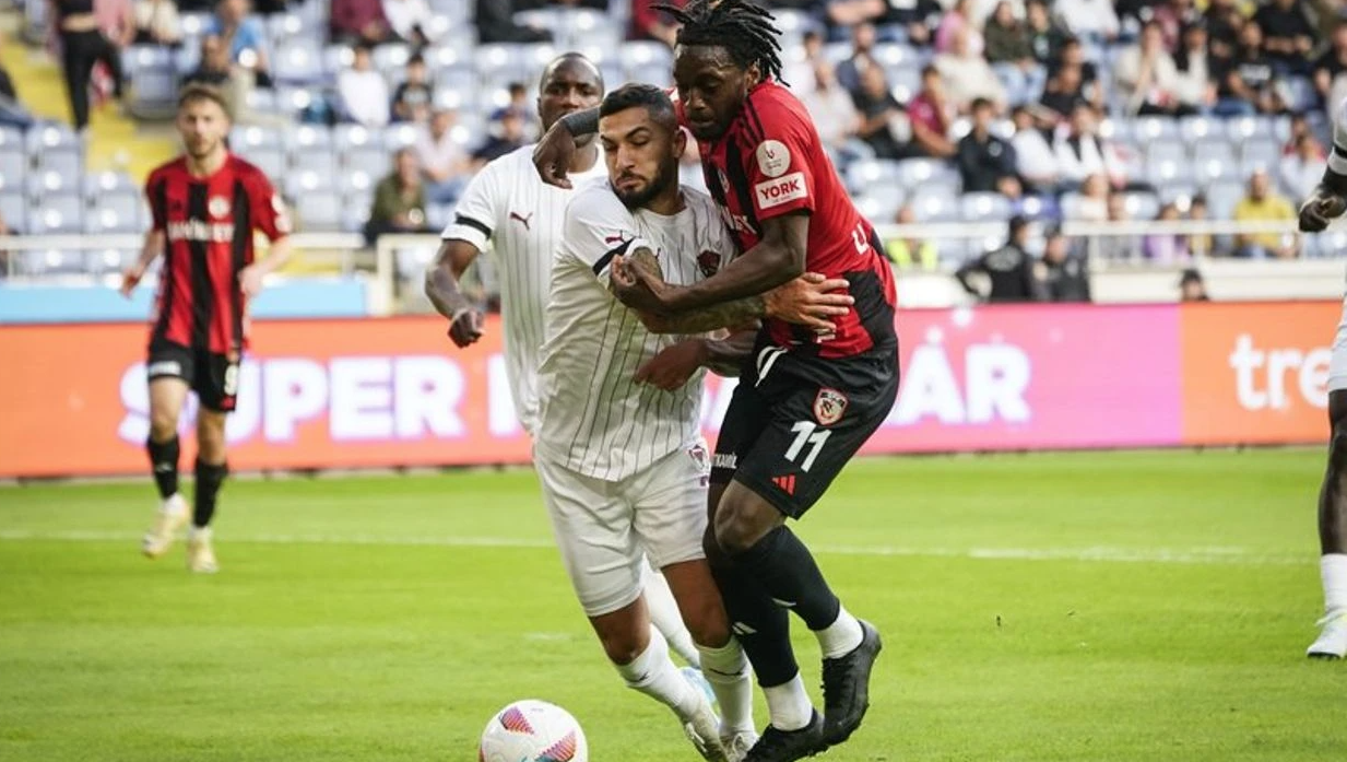 Gaziantep FK-Hatayspor Maçının Tarihi ve Saati Belli Oldu! Kritik Mücadele 13 Nisan'da
