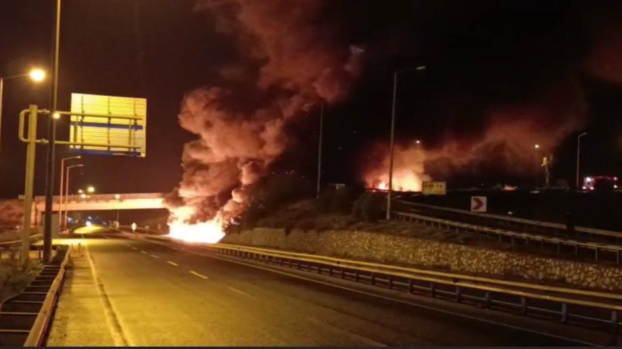 Gaziantep Otoyolu'nda Tankerle tırın karıştığı kazada tanker alev topuna döndü