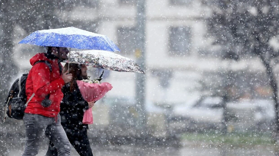 Meteoroloji'den Uyarı: Şiddetli Sağanak ve Fırtına Bazı İlleri Etkileyecek!