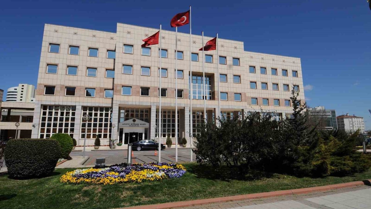 Gaziantep Modeli Avrupa Sahnesinde