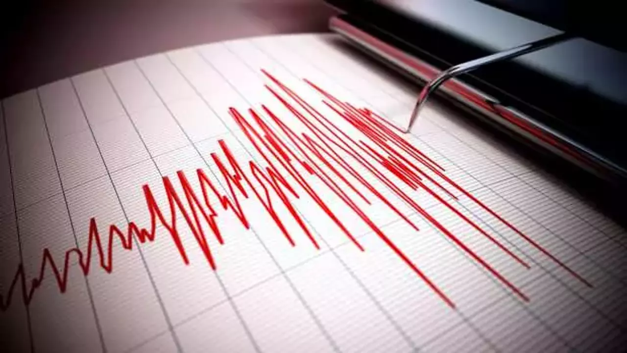 15 Nisan’da Yurt Genelinde Deprem Hareketliliği: İzmir, Bursa, Van ve Sivas'ta Sarsıntılar Kaydedildi
