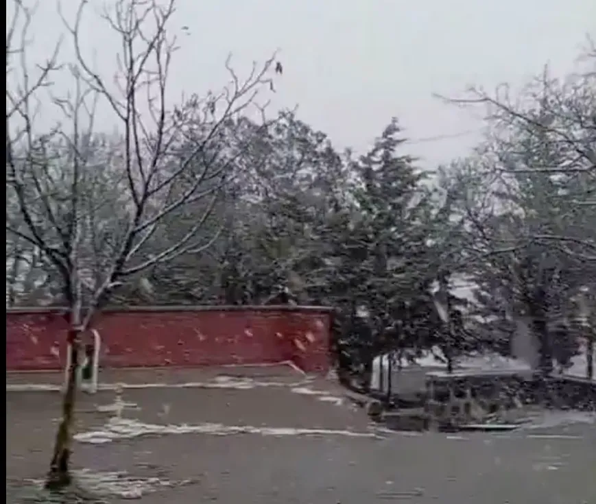 Nisan Sürprizi: Gaziantep’te İki Mahalleye Kar Yağdı!